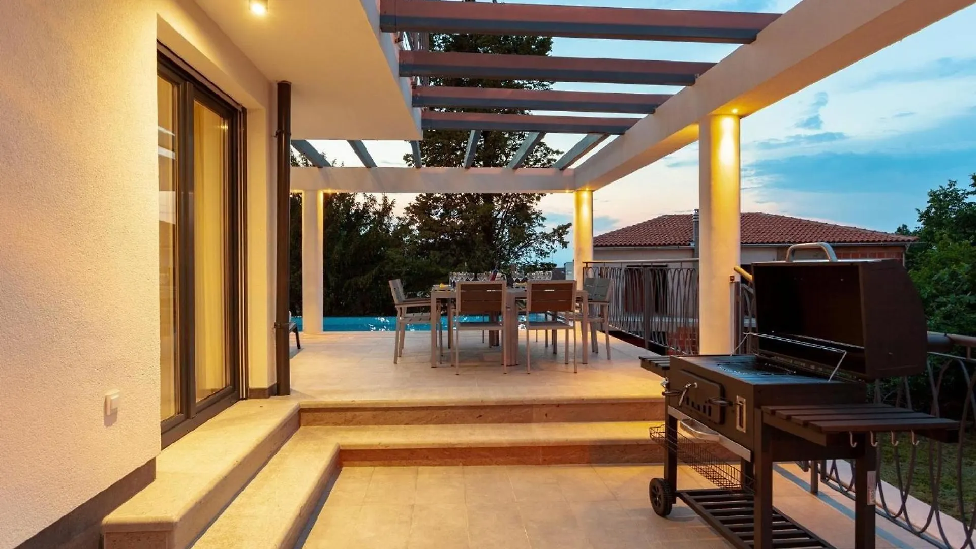 Ferienhaus In Malinska Mit Grossem Pool Croatia